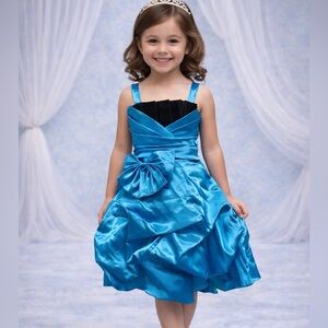 Blue girls  Dress with Bow NWT pageant party wedding dress